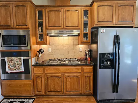 Kitchen - 21196 E Rose Clover Ln, Linden, CA 95236 photo 2 of 9