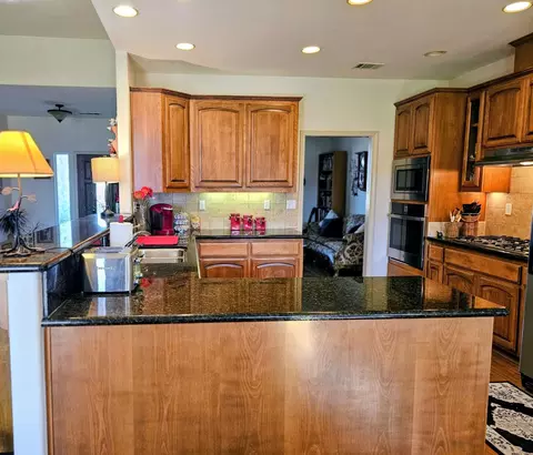 Kitchen - 21196 E Rose Clover Ln, Linden, CA 95236 photo 5 of 9