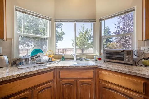 Kitchen - 21196 E Rose Clover Ln, Linden, CA 95236 photo 8 of 9