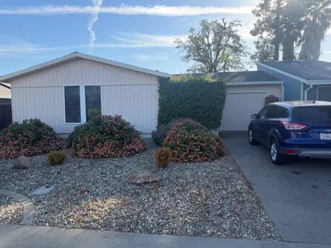 1417 Washington Dr, Woodland, CA 95776