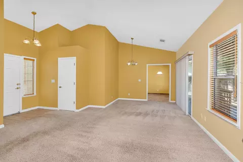 Living - 1427 Via Fraga, Gustine, CA 95322 photo 5 of 5