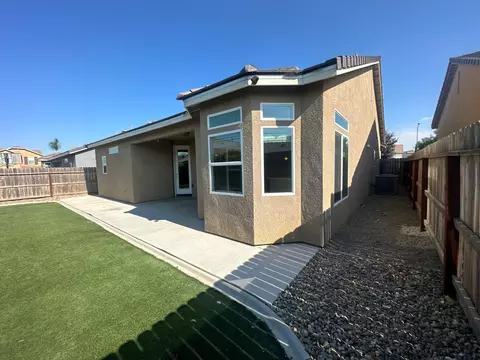 Exterior - 462 Hart Dr, Merced, CA 95348 photo 3 of 3