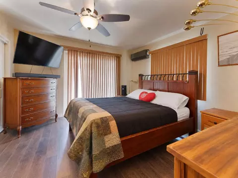Bedroom - 9040 Sheep Ranch Rd, Mountain Ranch, CA 95246 photo 2 of 4