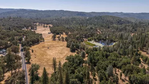 View/Area - 9040 Sheep Ranch Rd, Mountain Ranch, CA 95246 photo 7 of 22