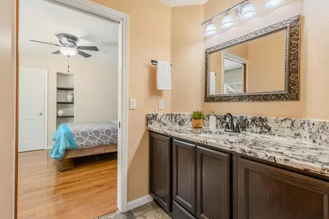 Bath - 1330 Lower Lake Dr, Placerville, CA 95667 photo 3 of 5