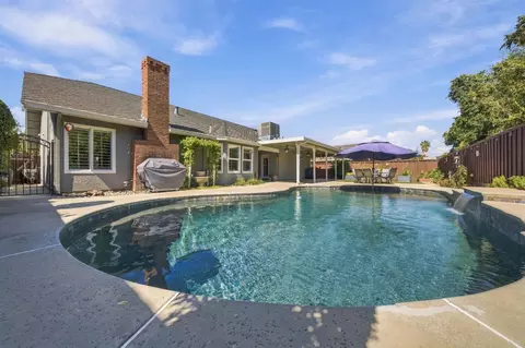 Exterior - 1416 Seneca Pl, Modesto, CA 95358 photo 9 of 10