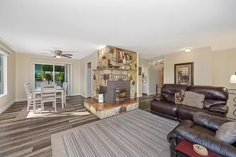 Living - 564 Cribbs Rd, Placerville, CA 95667 photo 4 of 4