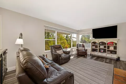 Living - 564 Cribbs Rd, Placerville, CA 95667 photo 1 of 4