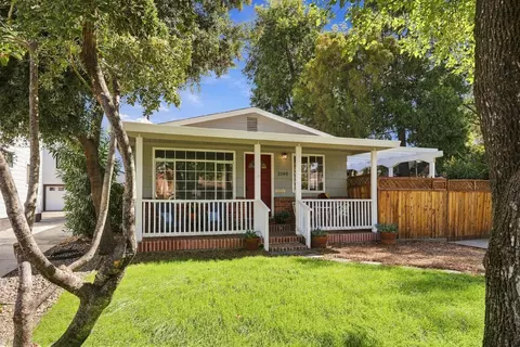 2180 Cambridge St, Sacramento, CA 95815