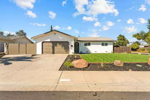 9033 Alderson Ave, Sacramento, CA 95826