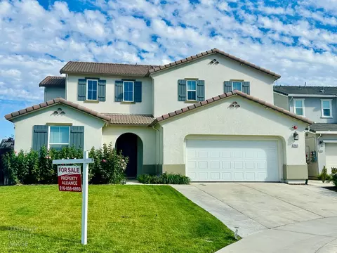 10491 Tavoras Ct, Elk Grove, CA 95757