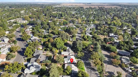 View/Area - 611 K St, Davis, CA 95616 photo 4 of 6