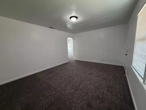 1319 Cannon St, Sacramento, CA 95815