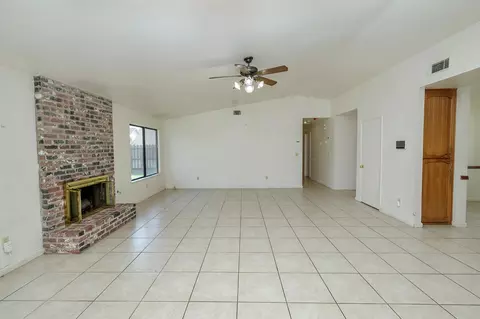 Living - 3800 Spring Oak Dr, Modesto, CA 95355 photo 3 of 5