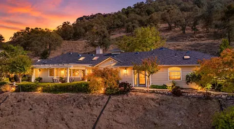 14757 Holman Mountain Rd, Jamestown, CA 95327