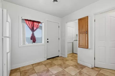 Entry Way - 1770 3rd Ave, Sutter, CA 95982 photo 3 of 8