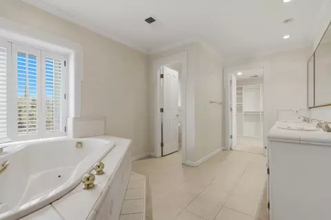 Bath - 1770 3rd Ave, Sutter, CA 95982 photo 7 of 12