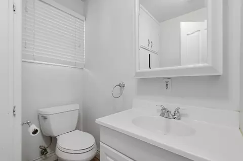 Bath - 1770 3rd Ave, Sutter, CA 95982 photo 1 of 12