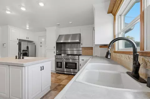 Kitchen - 1770 3rd Ave, Sutter, CA 95982 photo 3 of 8