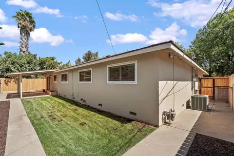 Exterior - 2205 College Ave, Modesto, CA 95350 photo 4 of 8