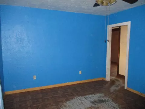 Living - 724 S School St, Lodi, CA 95240 photo 1 of 2