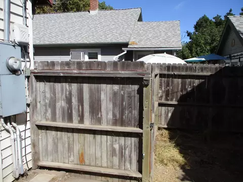 Exterior - 724 S School St, Lodi, CA 95240 photo 7 of 9