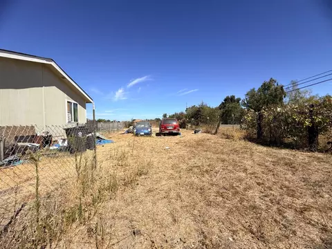 Exterior - 11663 E Copperopolis Rd, Stockton, CA 95215 photo 13 of 16