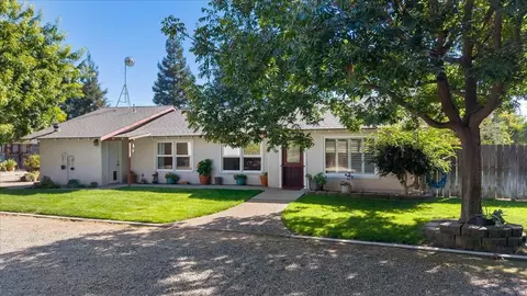 7625 Rodden Rd, Oakdale, CA 95361