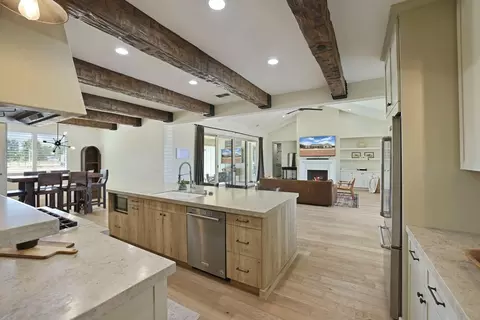 Kitchen - 13514 John Rocha Cir, Galt, CA 95632 photo 4 of 9
