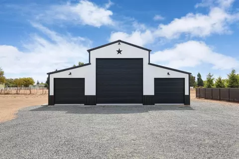 Exterior - 13514 John Rocha Cir, Galt, CA 95632 photo 5 of 17
