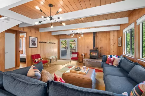 Living - 1859 Michele Way, Arnold, CA 95223 photo 4 of 7