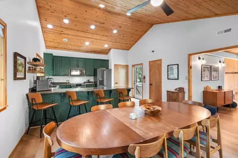 Dining - 1859 Michele Way, Arnold, CA 95223 photo 2 of 3