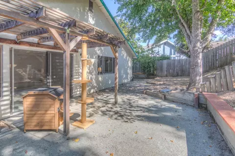 Exterior - 8225 Foxfire Dr, Orangevale, CA 95662 photo 13 of 18