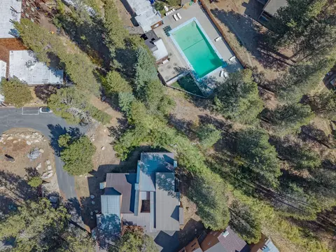 View/Area - 251 Bear Valley Rd #5, Bear Valley, CA 95223 photo 2 of 4