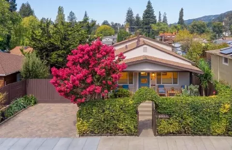 3927 Edgemoor Pl, Oakland, CA 94605