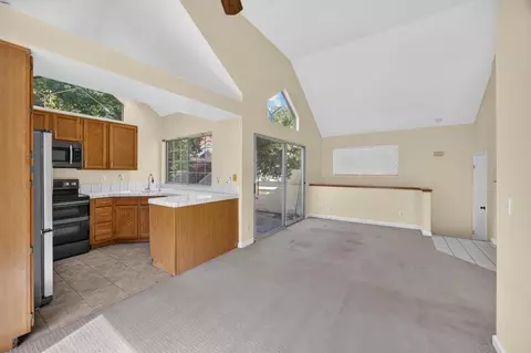 Living - 7321 Cronin Cir, Dublin, CA 94568 photo 7 of 9