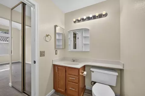 Bath - 7321 Cronin Cir, Dublin, CA 94568 photo 7 of 7