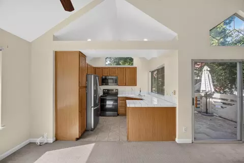 Kitchen - 7321 Cronin Cir, Dublin, CA 94568 photo 1 of 4