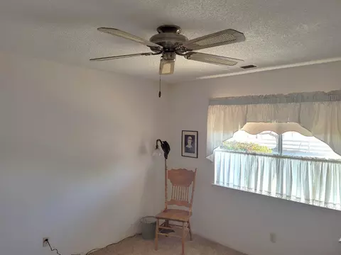 Bedroom - 24471 Avenue 19, Madera, CA 93638 photo 3 of 5