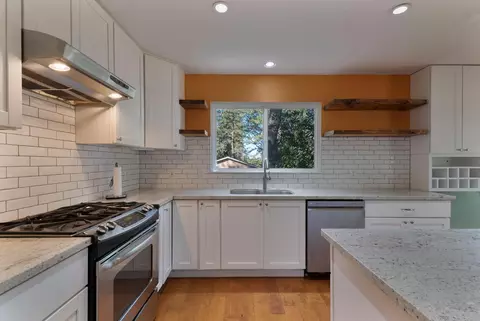 Kitchen - 19581 Mella Dr, Volcano, CA 95689 photo 3 of 4
