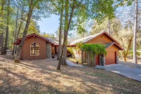 2460 Walgra Meadows Cir, Meadow Vista, CA 95722