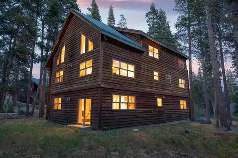 Exterior - 20 Cub Ln, Bear Valley, CA 95223 photo 3 of 10