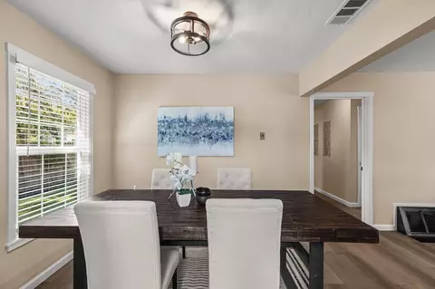 Dining - 405 W 22nd St, Tracy, CA 95376 photo 3 of 3