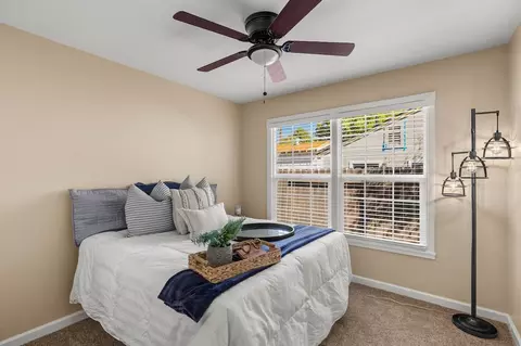 Bedroom - 405 W 22nd St, Tracy, CA 95376 photo 1 of 4