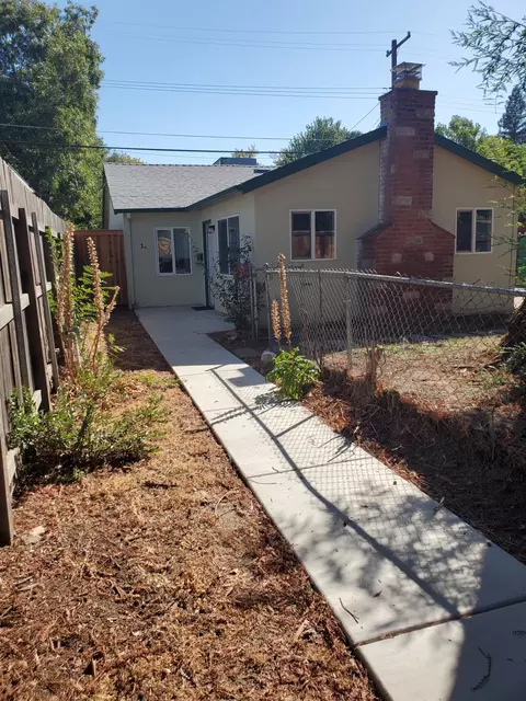 133 Clinton Ave, Roseville, CA 95678