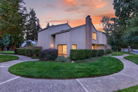 2279 Swarthmore Dr, Sacramento, CA 95825