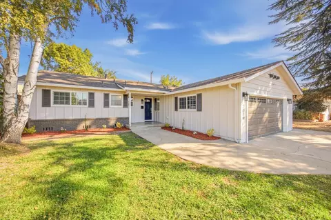 2019 W Elm St, Lodi, CA 95242