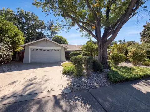 6800 Havenhurst Dr, Sacramento, CA 95831