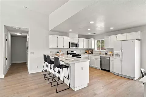 Kitchen - 2253 Concord Dr, Merced, CA 95341 photo 8 of 8