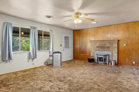 Living - 4830 Somerset Loop, Placerville, CA 95667 photo 3 of 5